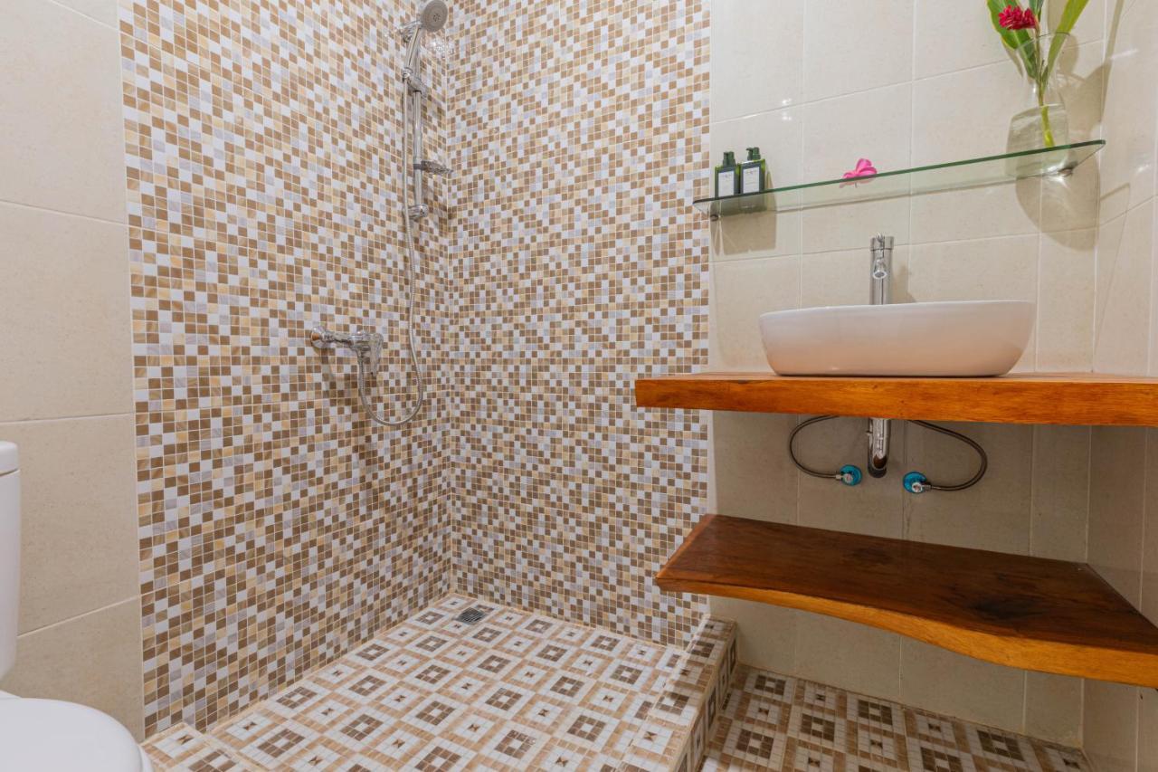 Candra Loka Studio & Apartment By The Loka Kerobokan Extérieur photo