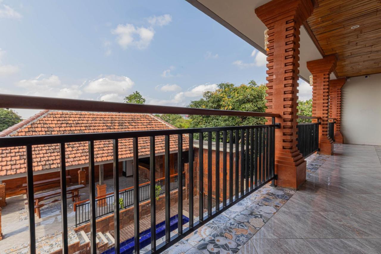 Candra Loka Studio & Apartment By The Loka Kerobokan Extérieur photo