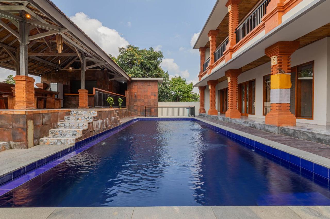 Candra Loka Studio & Apartment By The Loka Kerobokan Extérieur photo