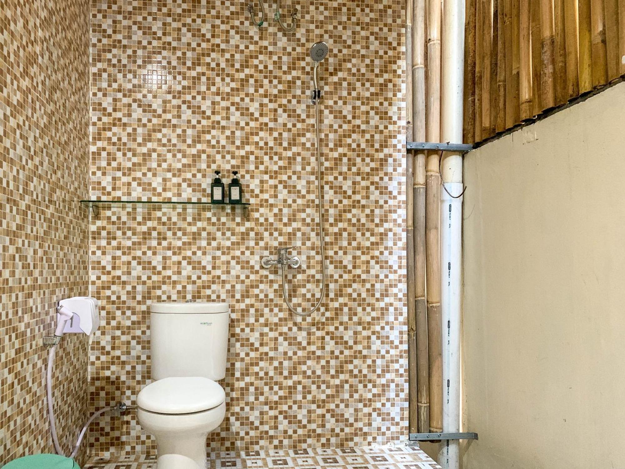 Candra Loka Studio & Apartment By The Loka Kerobokan Extérieur photo